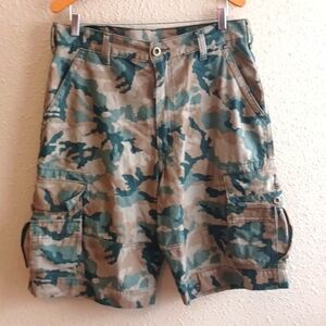 LEVI'S Military Shorts.